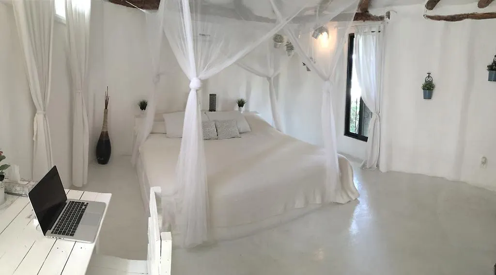 Harmony Glamping Boutique Hotel And Yoga Tulum 3*,