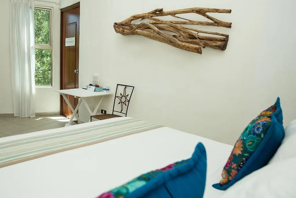 Harmony Glamping Boutique Hotel And Yoga Tulum 3*,  Messico